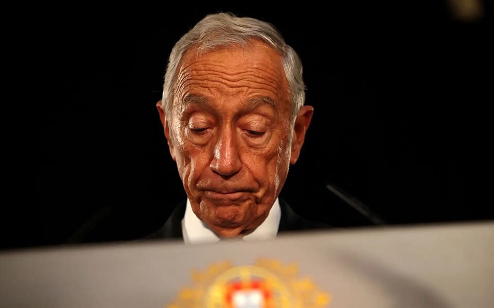 Marcelo promove reorganização dos serviços de Educação com ressalvas sobre a FCT