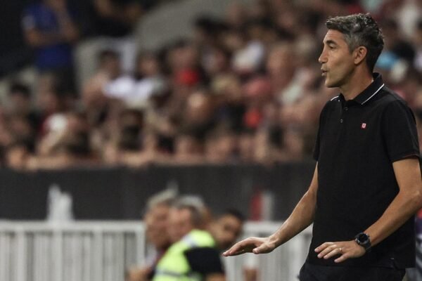 Bruno Lage Justifica Derrota com Qarabag e Pede 'Reflexão Dentro e Fora de Campo' no Benfica