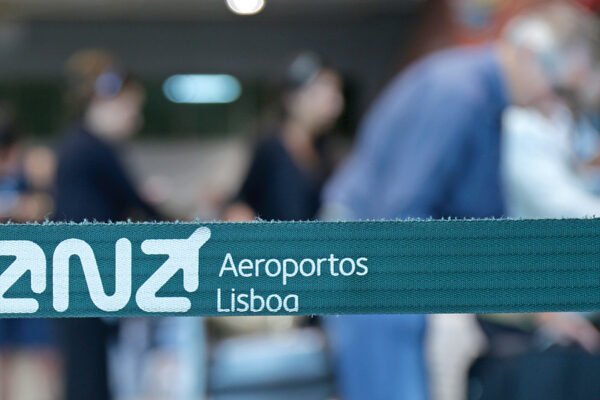 Ciberataque: Operação nos aeroportos portugueses decorre normalmente Ciberataque: Operação nos aeroportos portugueses decorre normalmente