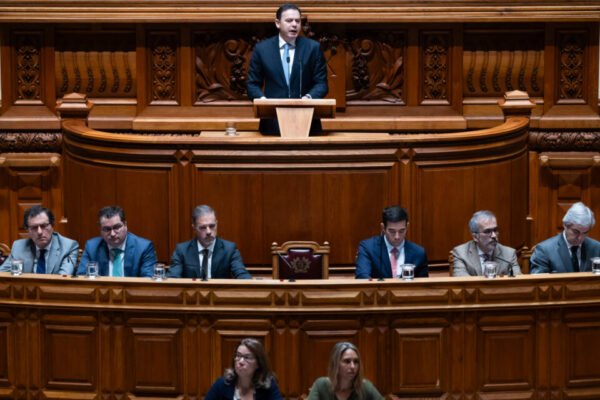Governo afirma que 60% do programa Acelerar a Economia está concluído Governo afirma que 60% do programa Acelerar a Economia está concluído