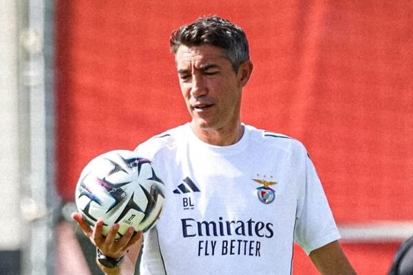 Bruno Lage deixa o Benfica após derrota para o Qarabag Bruno Lage deixa o Benfica após derrota para o Qarabag