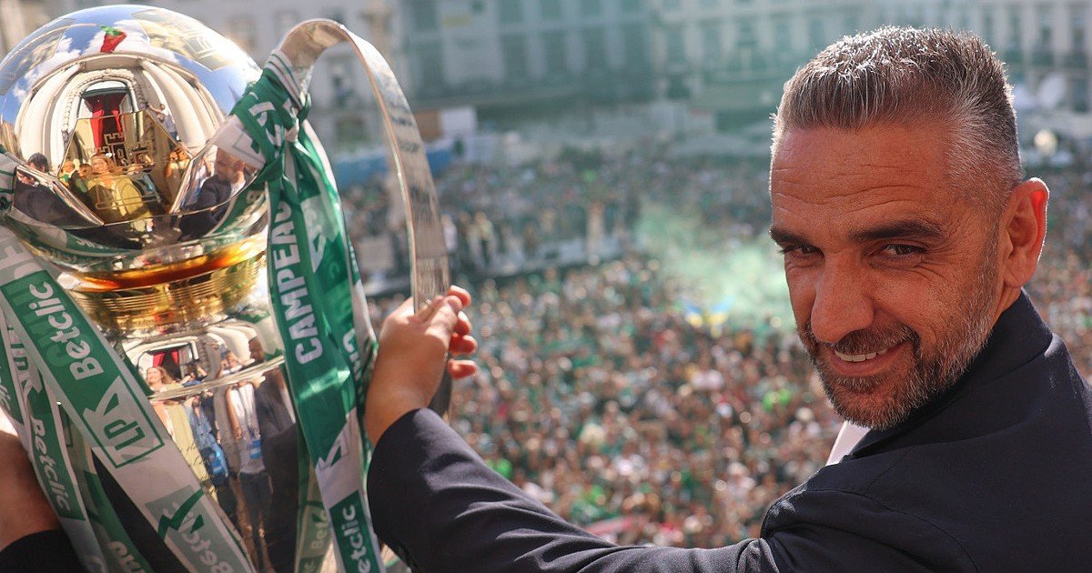 Imprensa Italiana Destaca Rui Borges: "Um Colecionador de Sonhos" Que Via Maradona "De Boca Aberta