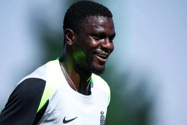 Os 23 Jogadores do Sporting que Viajam para Nápoles Os 23 Jogadores do Sporting que Vão a Nápoles