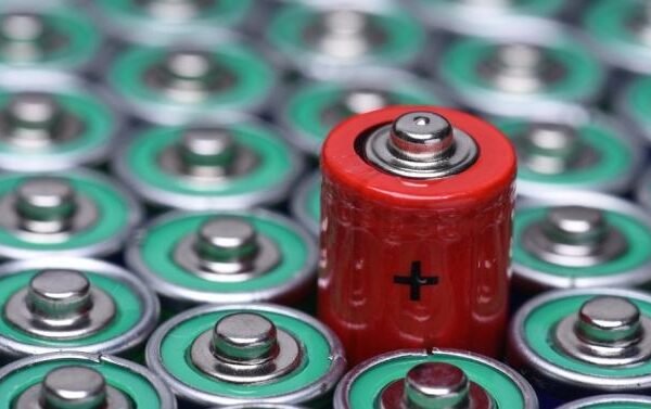 Portugal lança novo modelo de reciclagem para baterias usadas importadas da China Portugal lança novo modelo de reciclagem para baterias usadas importadas da China