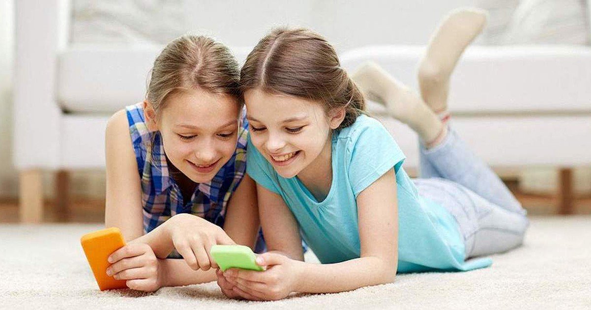 Ministros Europeus Comprometem-se com a Proteção de Crianças e Jovens no Mundo Digital