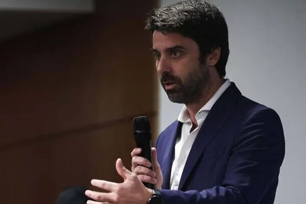 Emissão de 225 Milhões em Obrigações: Um Marco na Busca pela Solidez e Ambição