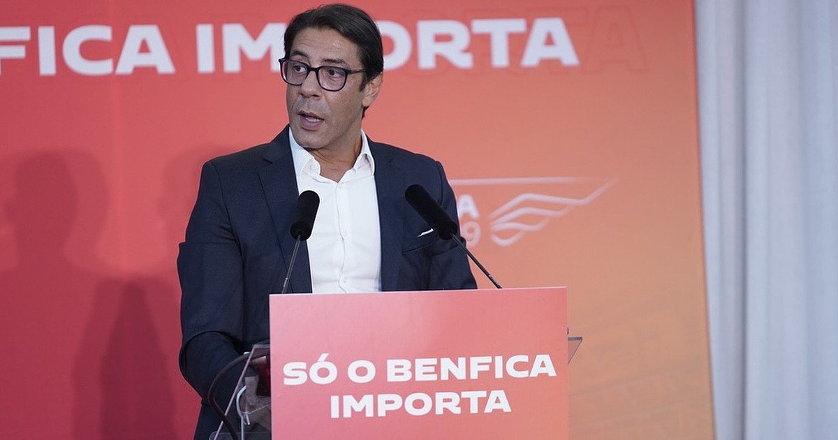 Benfica esclarece caso Conti e nega pagamento ao Lokomotiv Moscovo