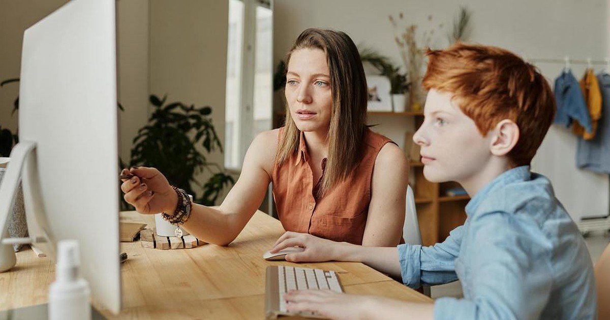 Superkids: Quase 30 Anos Ensinando Matemática e Palavras aos Jovens