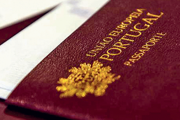 Países da UE Lançam Novo Sistema de Controle Eletrônico de Passaportes Amanhã Países da UE Lançam Novo Sistema de Controle Eletrônico de Passaportes Amanhã