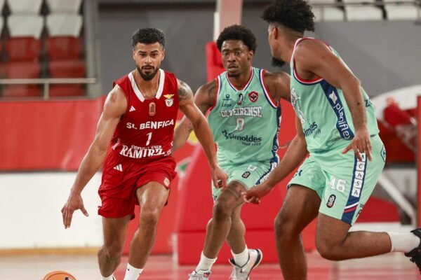 Taça Hugo Santos: Benfica conquista vitória em Oliveira de Azeméis, FC Porto é derrotado no Barreiro