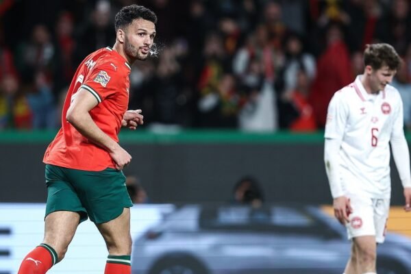 Portugal enfrenta Arménia: Roberto Martínez faz cinco alterações na equipa