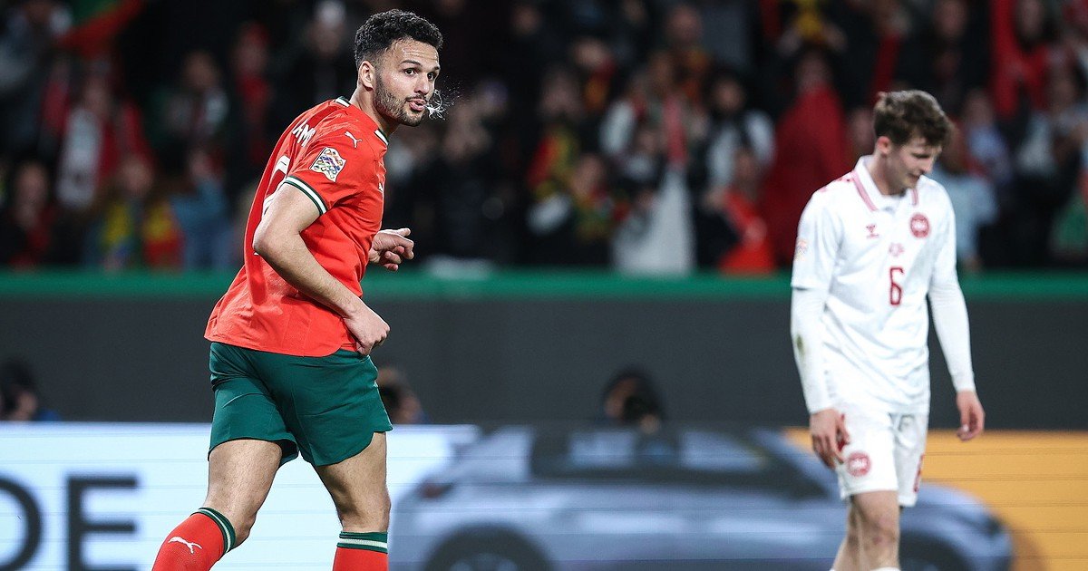 Portugal enfrenta Arménia: Roberto Martínez faz cinco alterações na equipa