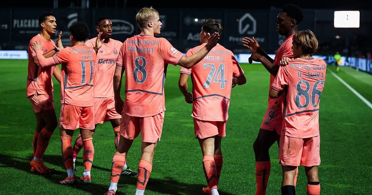 Famalicão 0-1 FC Porto: Froholdt garante triunfo e coloca Dragão na liderança isolada