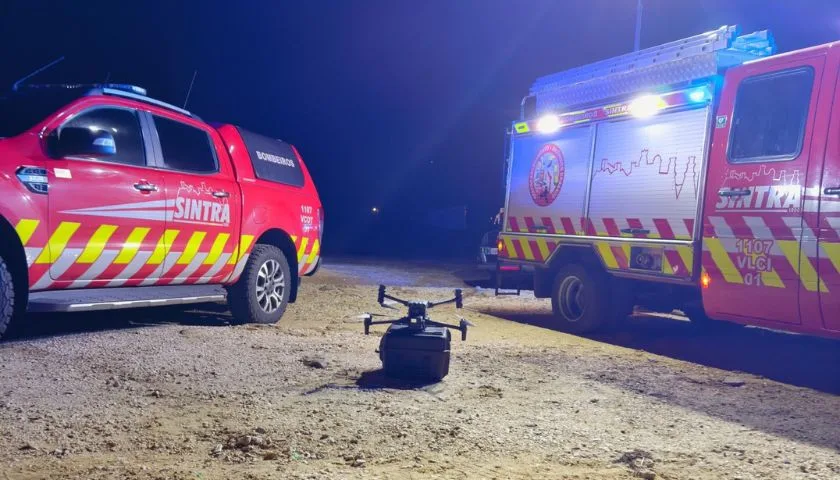 Homem falece em acidente na Praia do Magoito