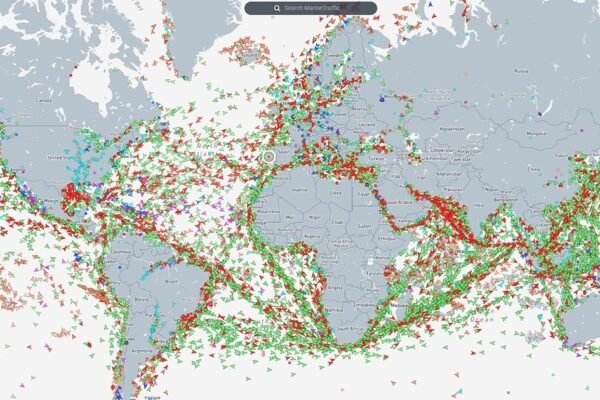Há Mais Marés que Marinheiros? Acompanhe em Tempo Real a Rota dos Navios com MarineTraffic