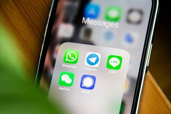 WhatsApp Começa a Integrar-se com Outras Apps de Mensagens na Europa: Conheça BirdyChat e Haiket