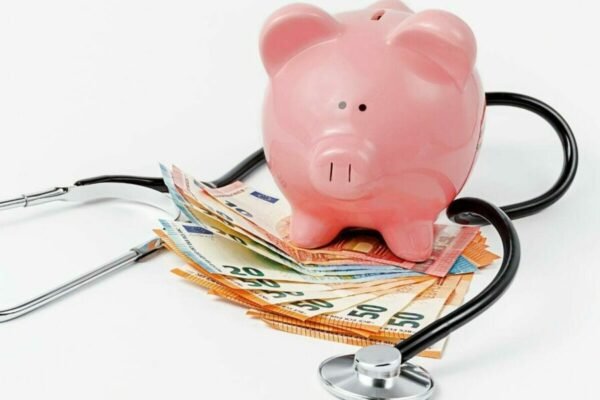 Depósitos Retomam Desaceleração do Crescimento em Outubro