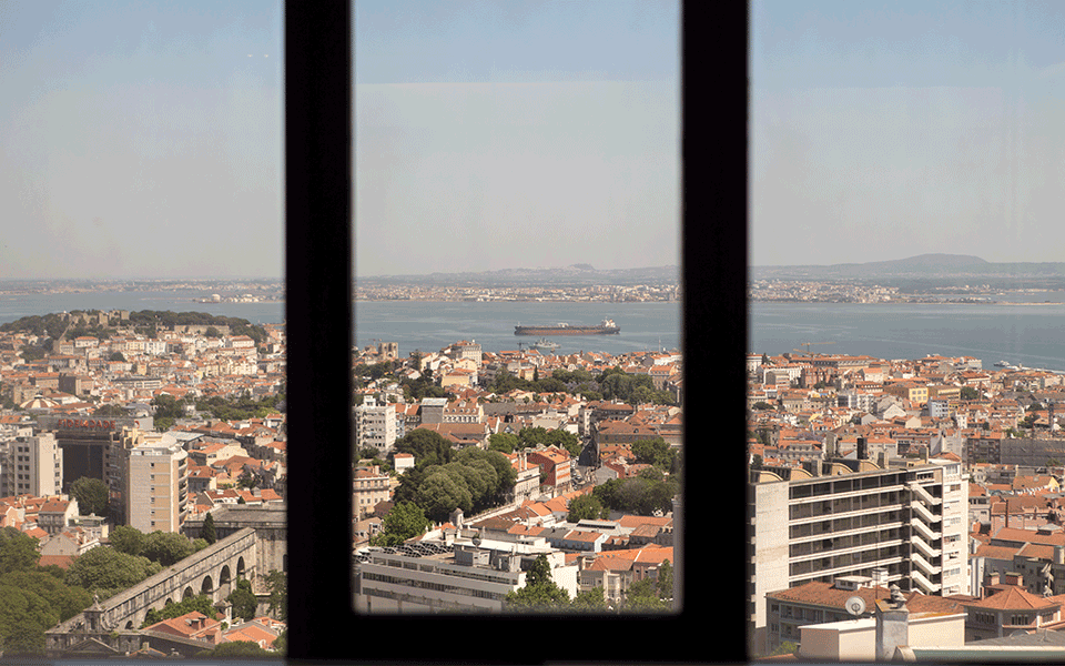 Mercado de Leilões Judiciais de Imóveis em Portugal: Oportunidades e Riscos