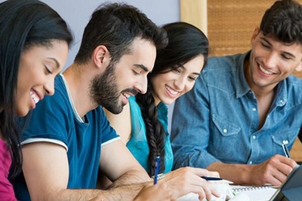 Reinventar a Formação e Reter Talento em Portugal: Um Alerta Urgente