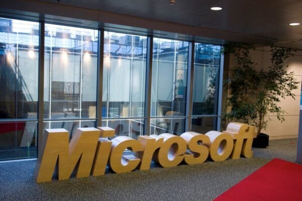 Microsoft investirá 8,650 milhões em infraestrutura de IA em Portugal