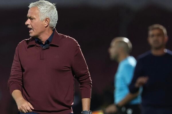 Mourinho: Vitória "dramática, mas super