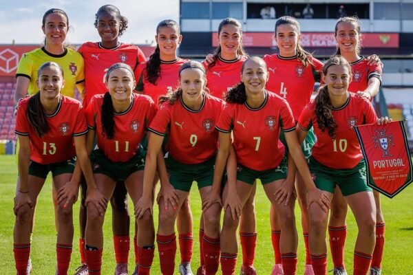 Portugal goleia Bulgária no apuramento para o Europeu Sub