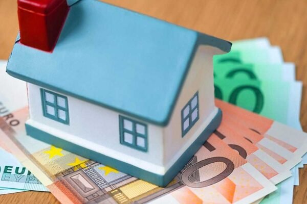 Portugueses Aumentam o Uso de Crédito: Habitação e Consumo em Alta