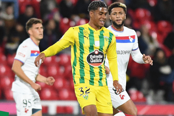 Tondela Surpreende Gil Vicente e Sai da Zona de Descida Direta