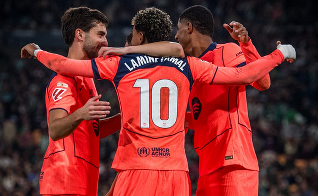 Barcelona apanha susto, mas vence Betis e continua líder na Espanha