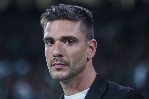 "Competitividade vs. Investimento: A Perspectiva de Tiago Margarido e a Aprendizagem de Zé Vítor"