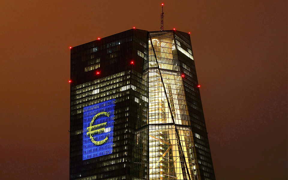 Conselho de Governadores Sugere Simplificação das Regras Bancárias da UE