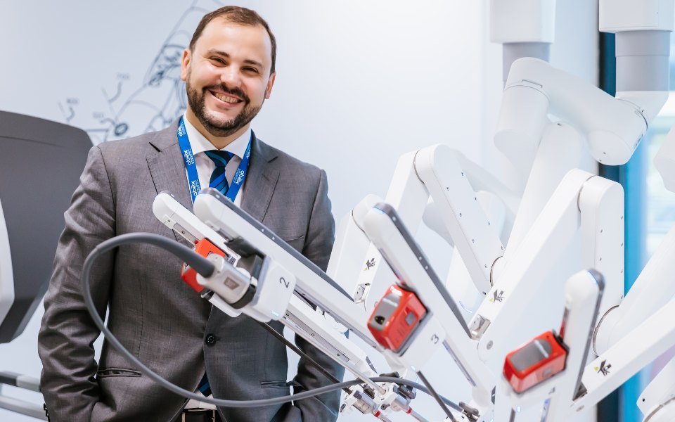 "Expansão Exponencial da Cirurgia Robótica em Portugal"
