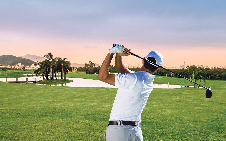 Golfistas perdem até 21 mil euros ao jogar contra adversários políticos