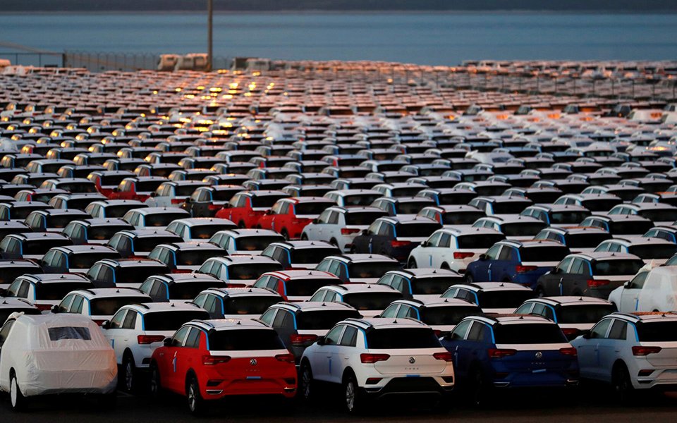 Autoeuropa, DanCake e Mitsubishi Fuso têm produção paralisada em dia de greve geral