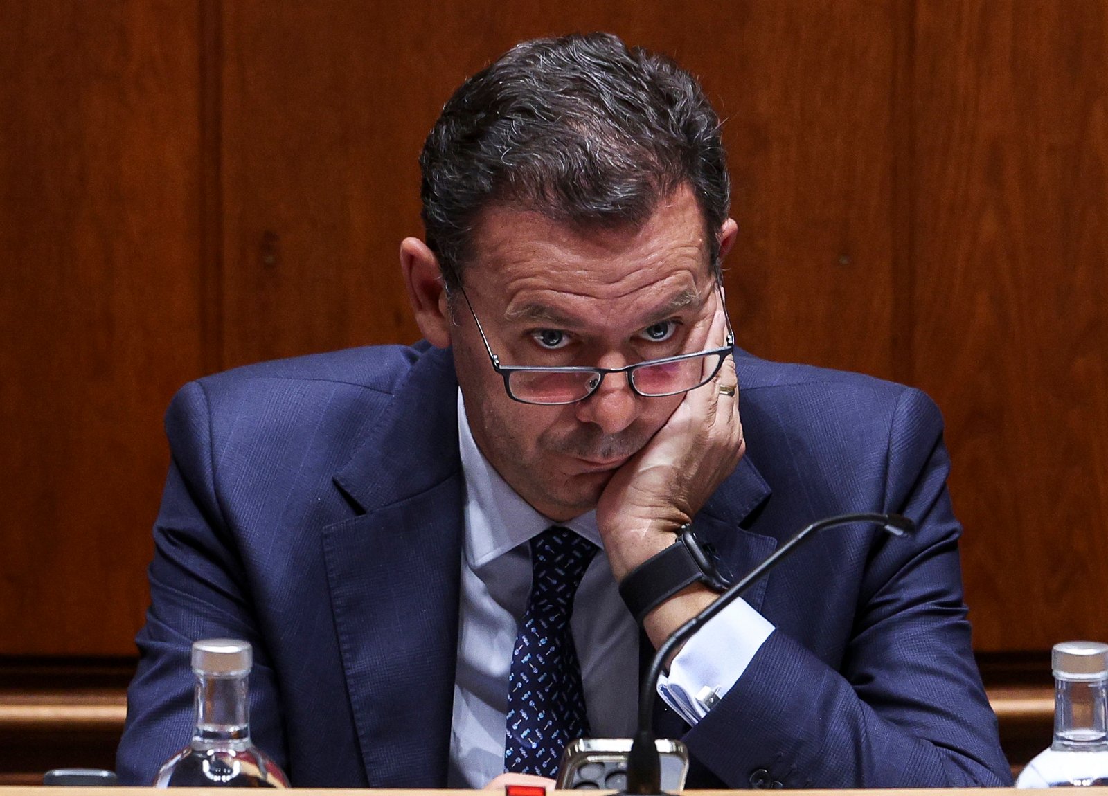 Ministra da Saúde permanece no Governo, afirma Montenegro