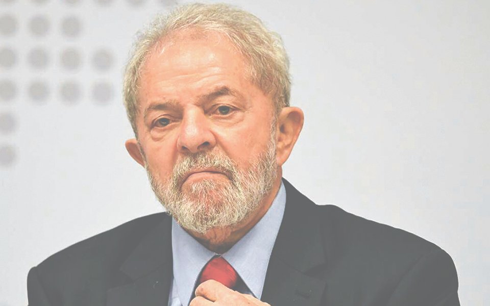 Lula da Silva veta projeto de lei que reduz penas de Bolsonaro e outros condenados