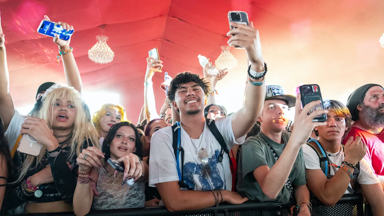 Como os influenciadores estrategizam ferozmente nos bastidores do Coachella
