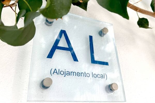 Candidatos do conselho da AL suspensos em Madeira