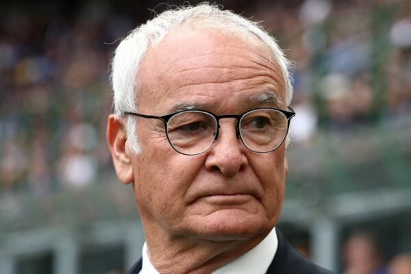 Claudio Ranieri é o 'elo mais fraco' e deixará a AS Roma