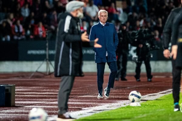 Mourinho: "Perdemos as Últimas Chances de Lutar pelo Título e a Autonomia para o Segundo Lugar"