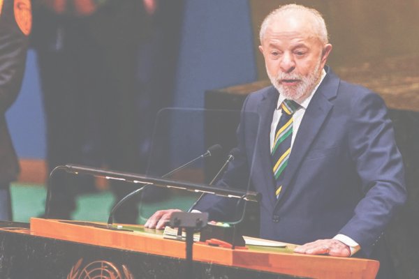 COP30: Lula da Silva solicita "derrota dos negacionistas" ao abrir a conferência