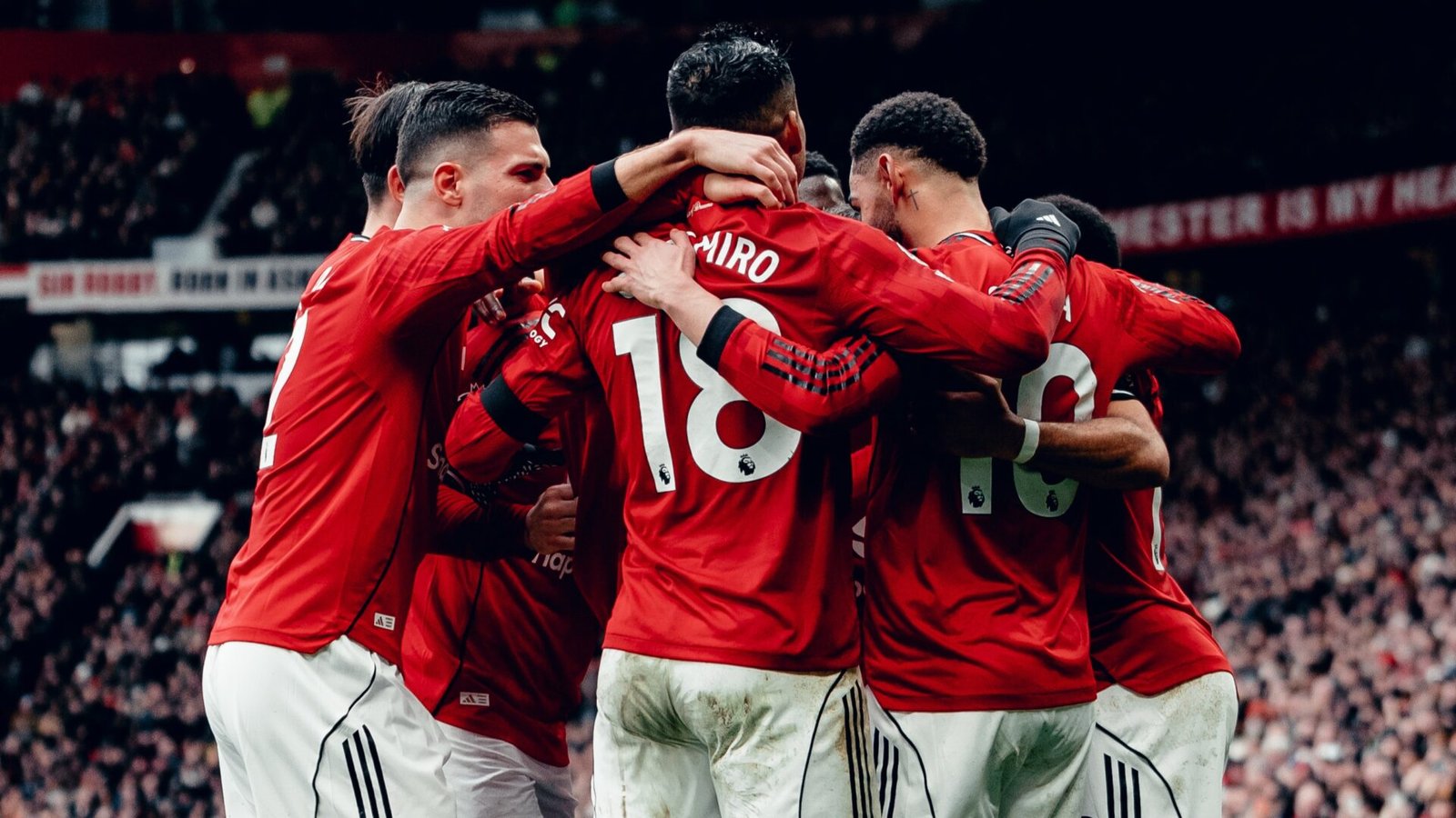 Manchester United pode avançar por jogador do Leeds United