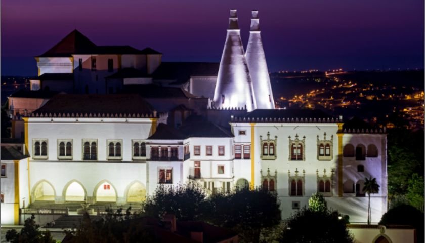 Ajude a reflorestar a Serra de Sintra: Visite o Palácio de Sintra à Noite