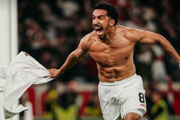 Tiago Tomás leva o Estugarda à final da Taça da Alemanha