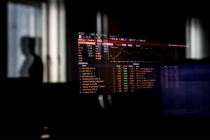 Pessimismo lisboeta freia alta nos mercados europeus