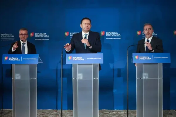PM anuncia 400 novos polícias para Lisboa e Porto