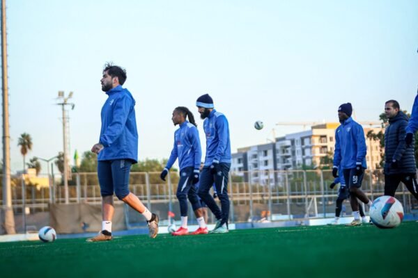 Adana Demirspor afunda na Turquia com