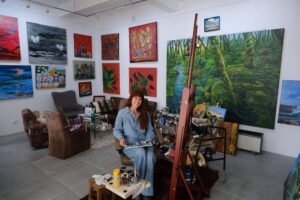 Novo espaço cultural abre em Monchique com a primeira exposição de arte