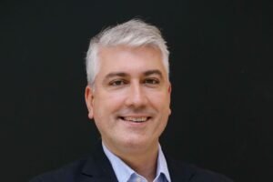 TelCables Europe e euNetworks firmam parceria para expandir conectividade entre Europa, Américas, África e Médio Oriente
