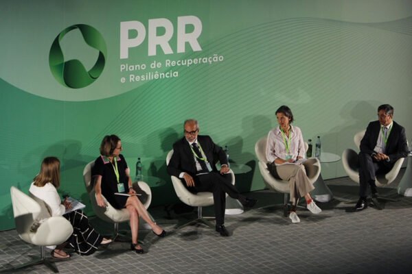 Plano investe mais 48 milhões na última semana